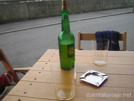 Sidra, bebida típica. Cangas de Onís (Asturias)
